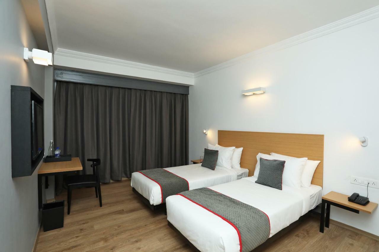 Golden Parkk Hotel Kolkata